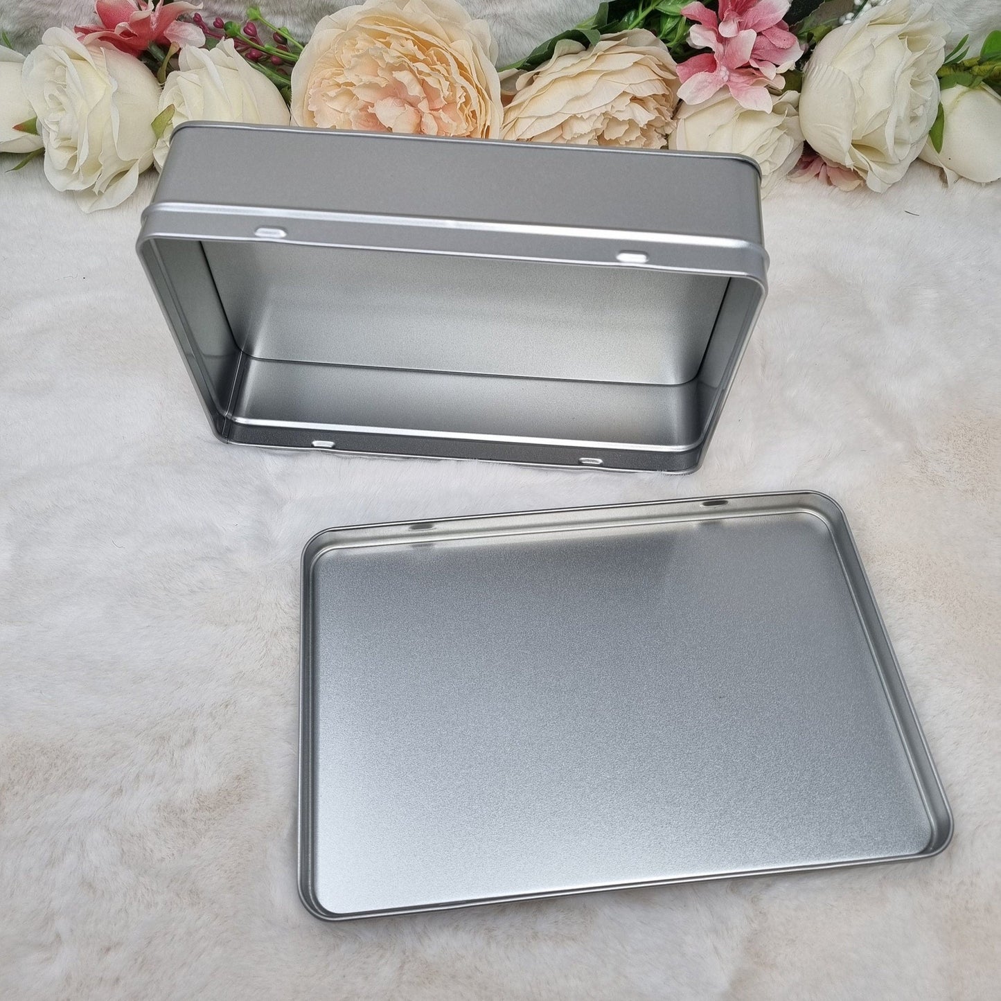 Marijuana Tin, Smokers Tin, Tobacco Leaf Tin, Goodie Tin