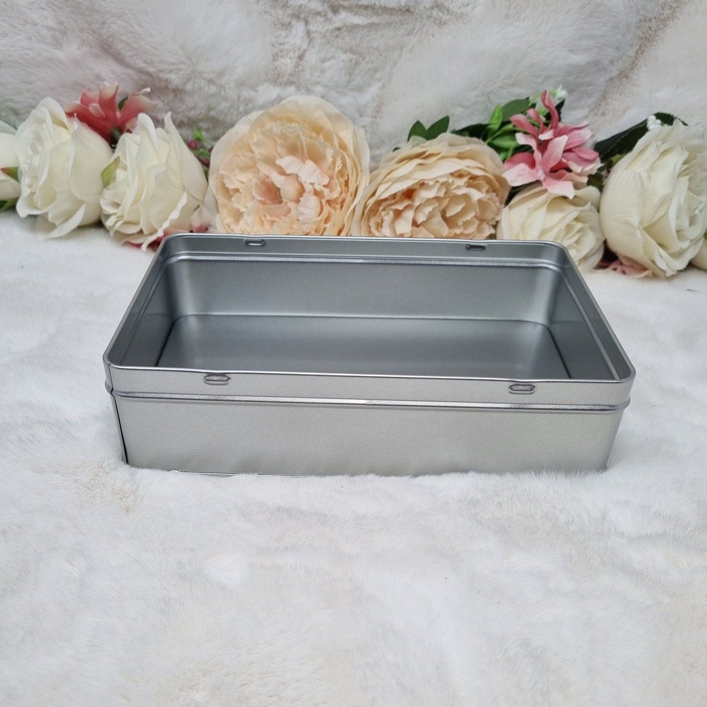 Marijuana Tin, Smokers Tin, Tobacco Leaf Tin, Goodie Tin